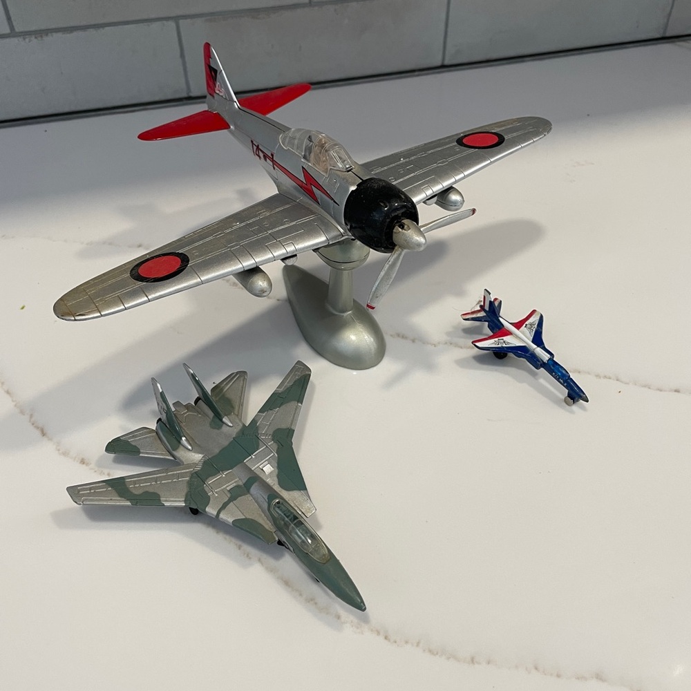 Model Plane Bundle (3)